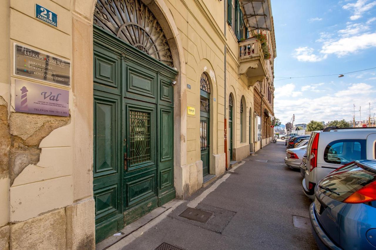 Apartments Porto Marina 2 Ριέκα Εξωτερικό φωτογραφία